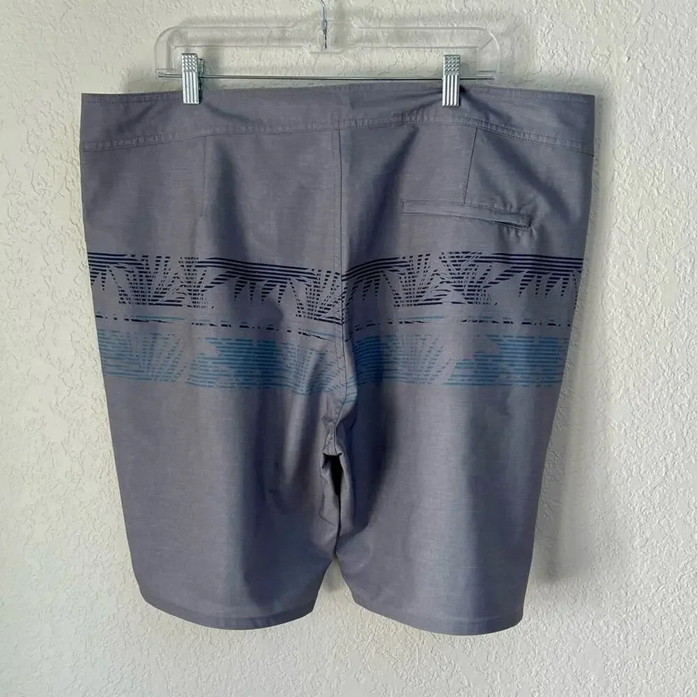 *NWOT Men’s Travis Mathew Treeline Boardshorts Heather Sleet – Sz 42